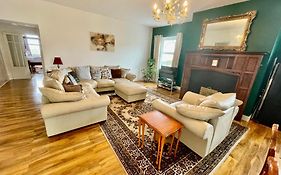 Spacious 3 Bedroom Garden Apartment In Snowdonia National Park